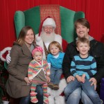 Santa 2011 Family Picture